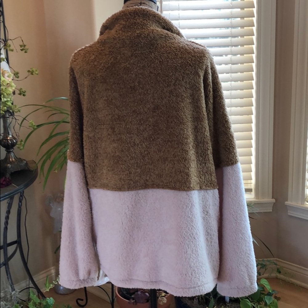 Entro half-zip pullover - Picture 3 of 5